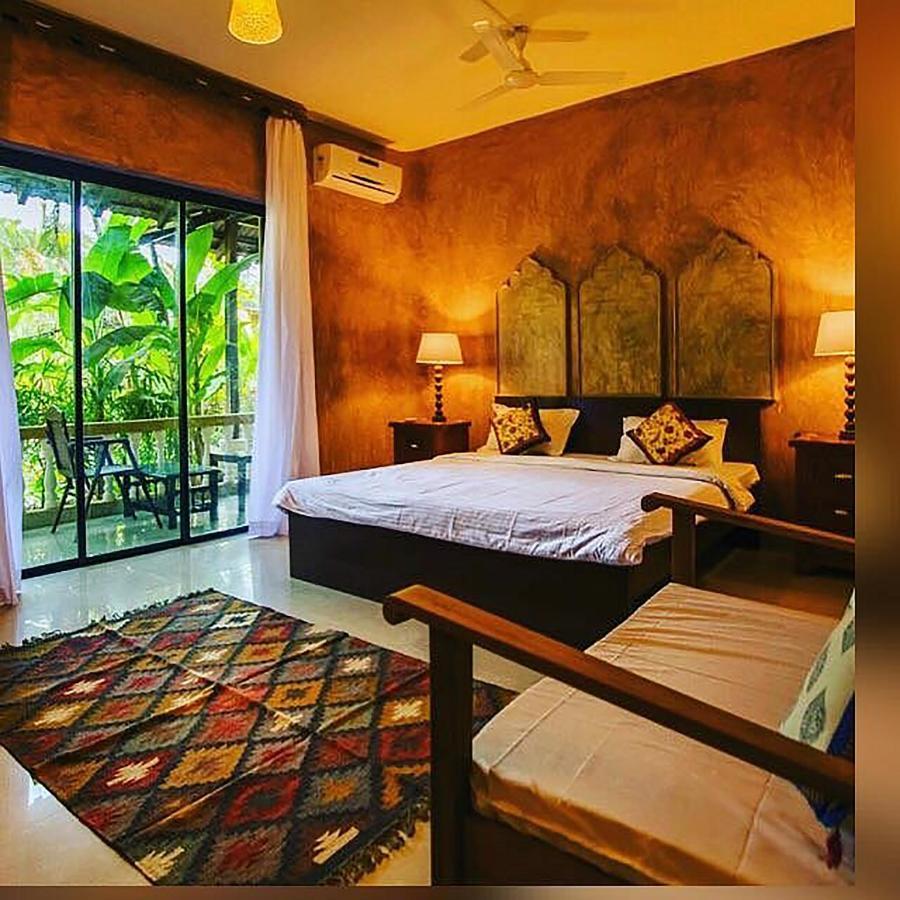 Justa Morjim Beach Resort Goa - 80 Steps From Morjim Beach Exterior photo