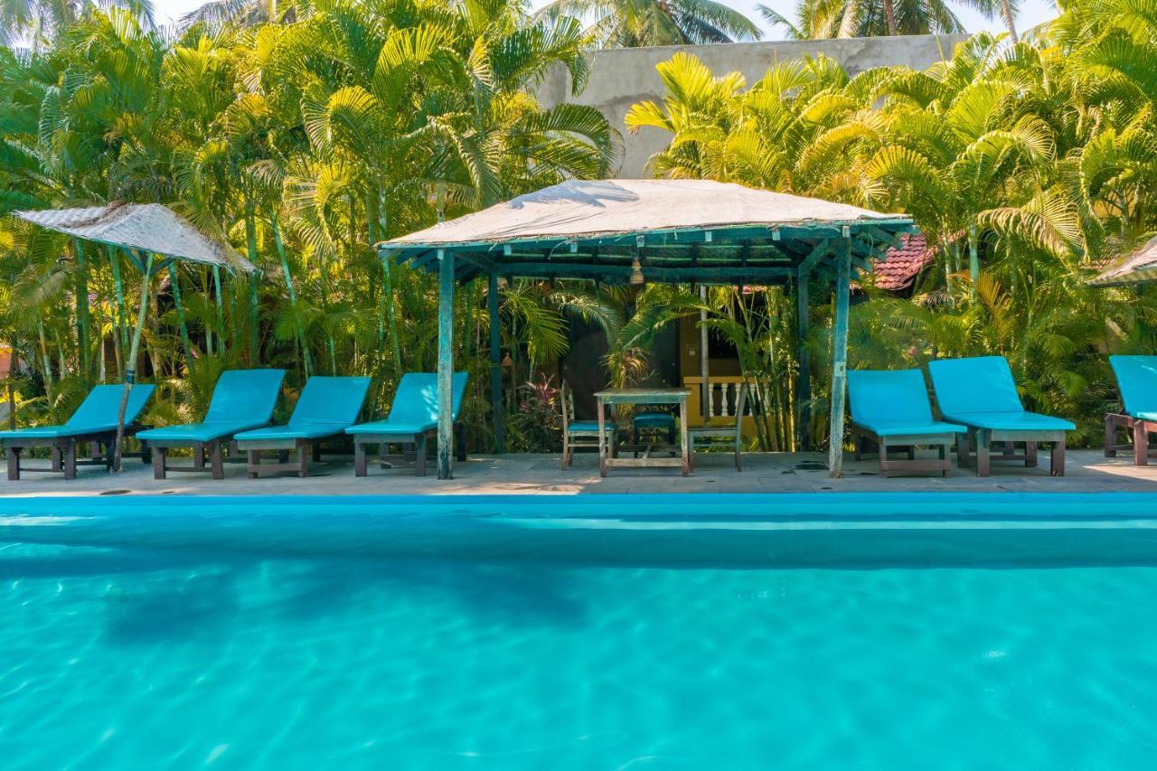 Justa Morjim Beach Resort Goa - 80 Steps From Morjim Beach Exterior photo