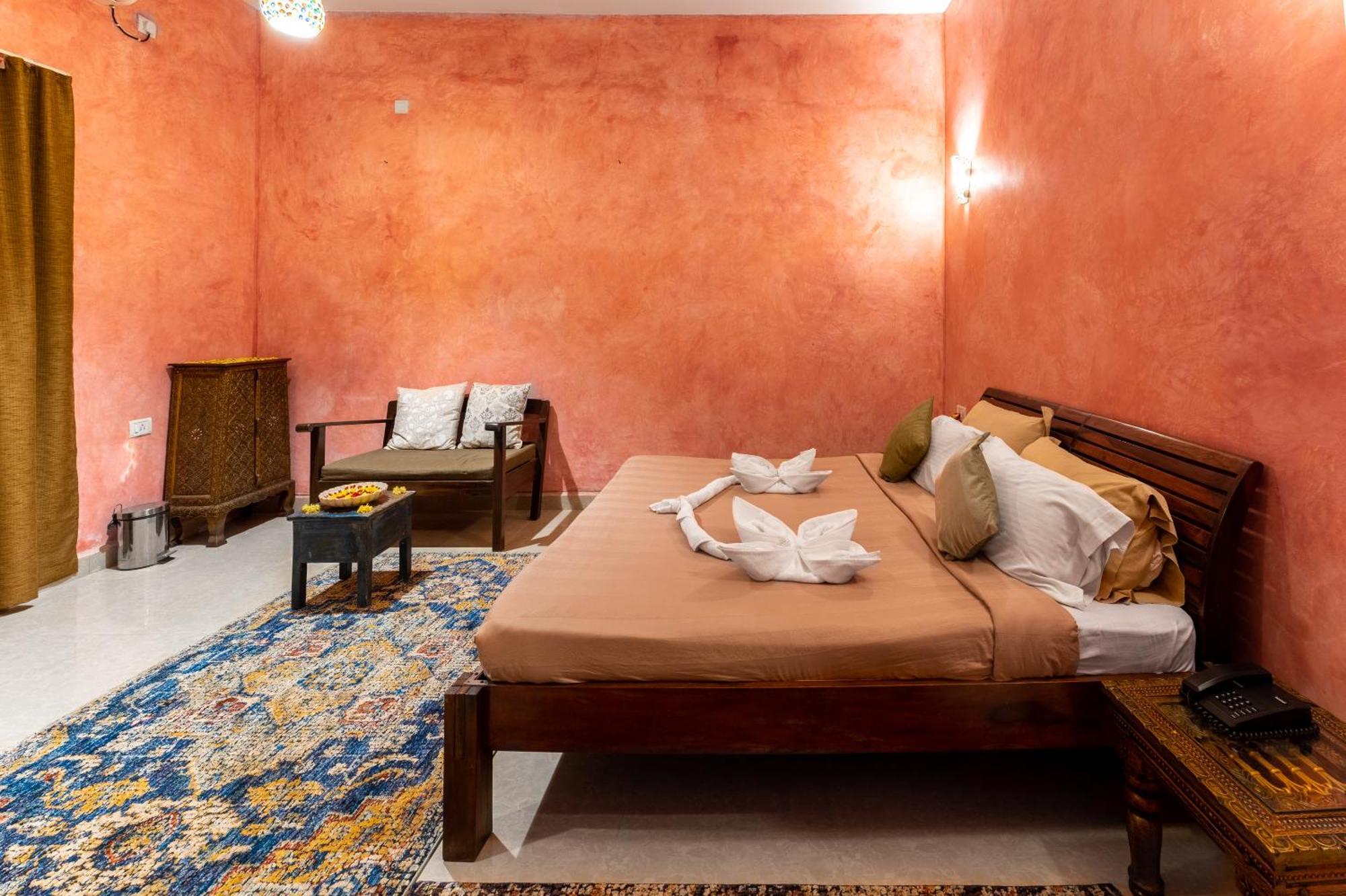 Justa Morjim Beach Resort Goa - 80 Steps From Morjim Beach Exterior photo