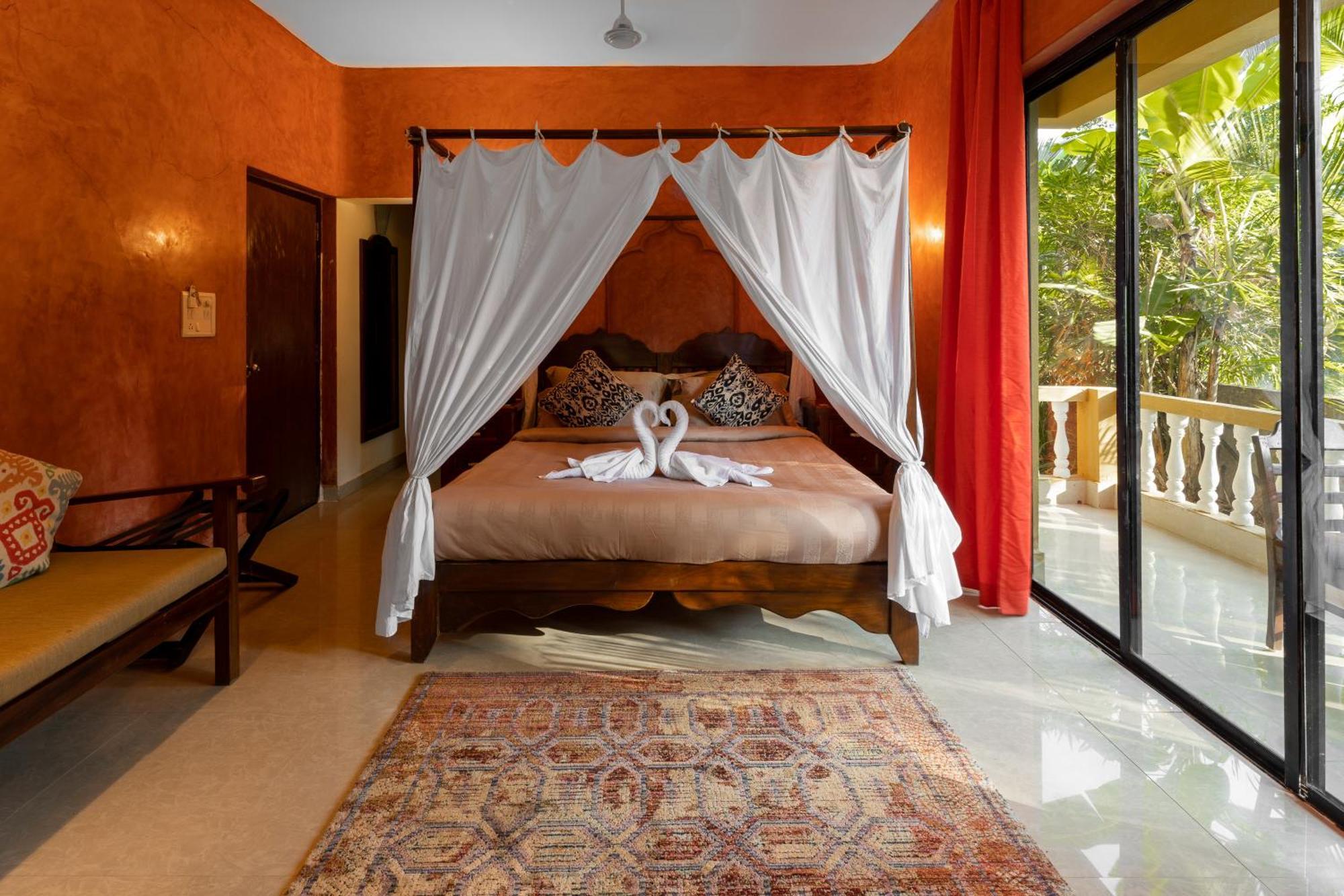 Justa Morjim Beach Resort Goa - 80 Steps From Morjim Beach Exterior photo